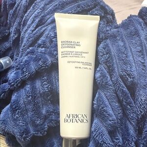 African Botanics Baobab Clay Cleanser - White